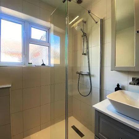 Colourful Vintage-styled In Lovely Southville