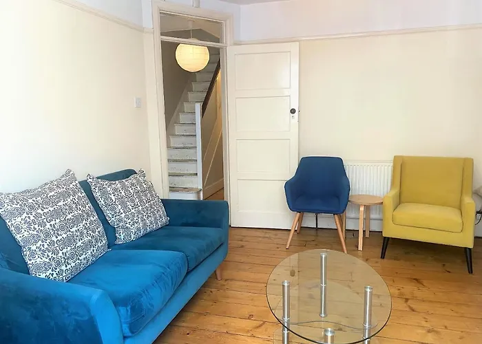 Colourful Vintage-styled In Lovely Southville *