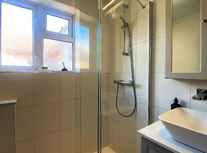 Colourful Vintage-styled In Lovely Southville